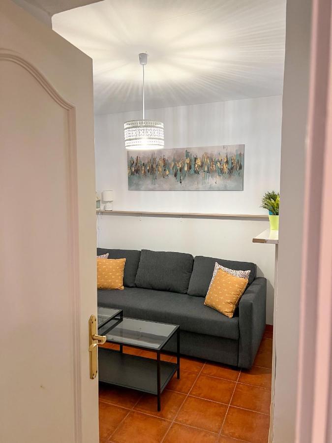 Iyourbasics Lovely Apartment Hinestrosa 23 Free Wifi&Ac Малага Екстериор снимка