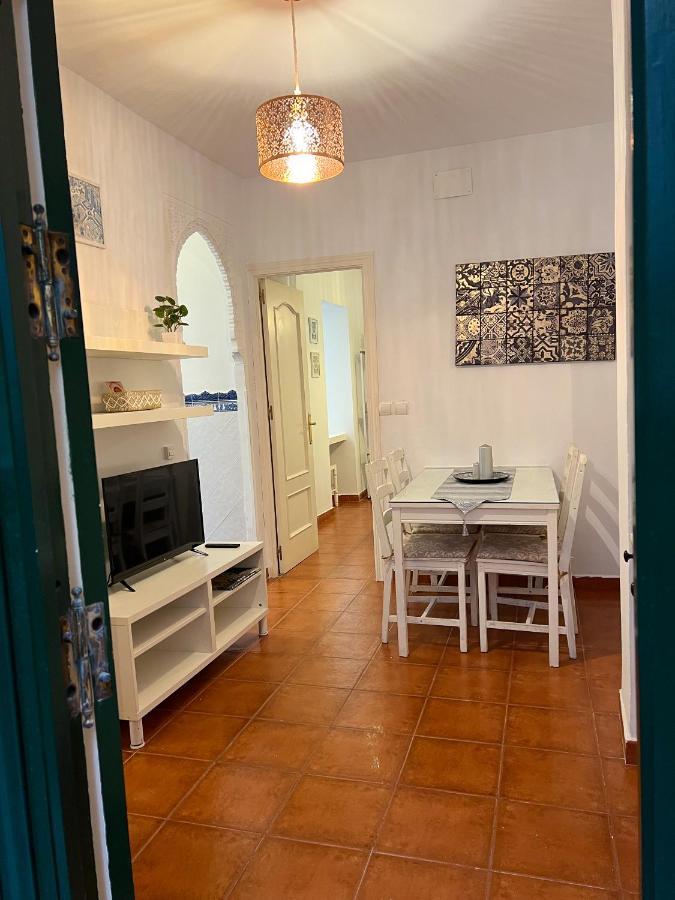 Iyourbasics Lovely Apartment Hinestrosa 23 Free Wifi&Ac Малага Екстериор снимка