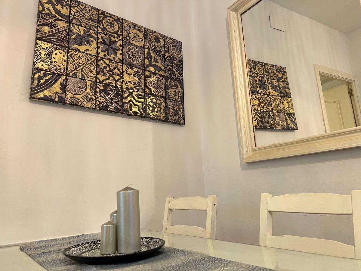 Iyourbasics Lovely Apartment Hinestrosa 23 Free Wifi&Ac Малага Екстериор снимка