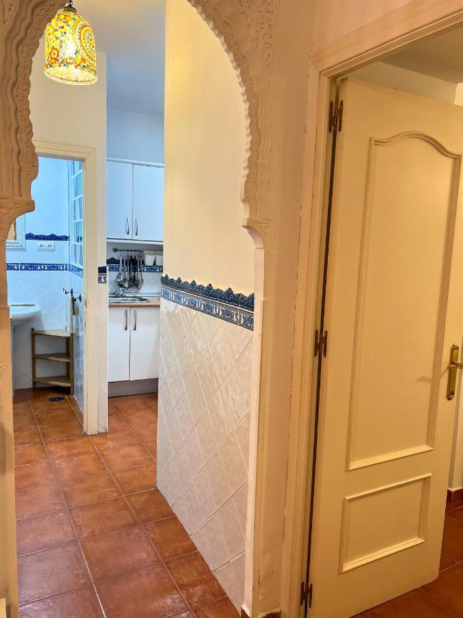 Iyourbasics Lovely Apartment Hinestrosa 23 Free Wifi&Ac Малага Екстериор снимка